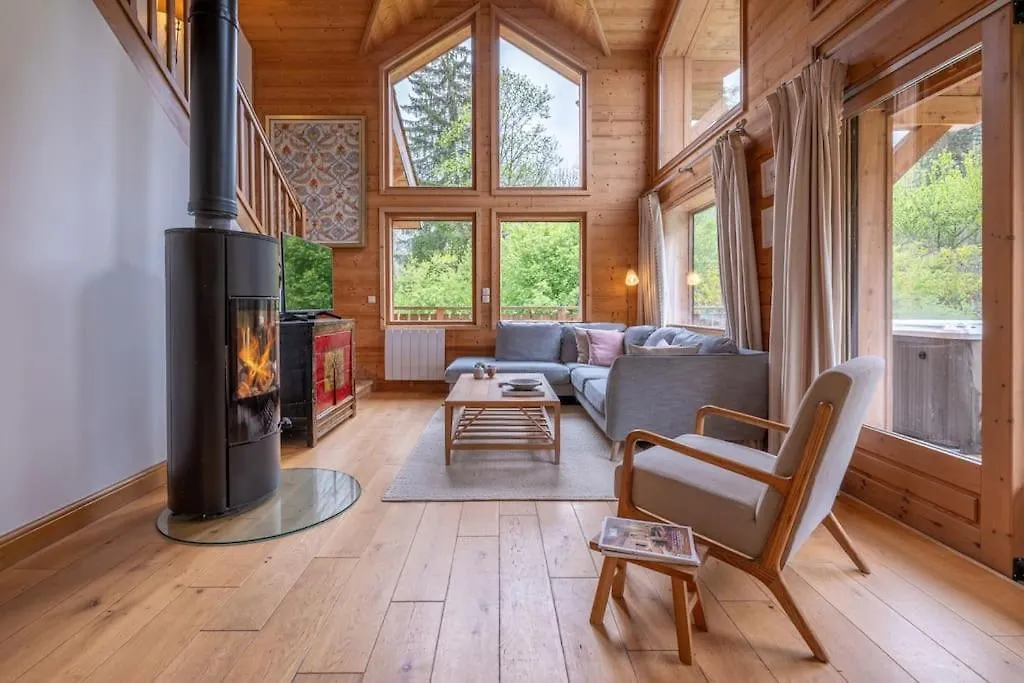 Chalet Les Granges - 4 Bedrooms With Jacuzzi And Bbq - By Cozee Rentals 莱苏什